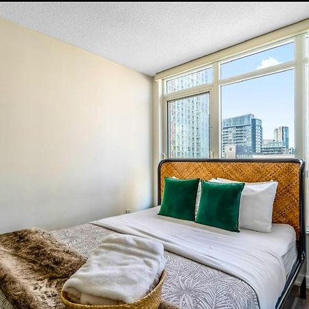 The Perfect Getaway Apartamento Toronto Exterior foto