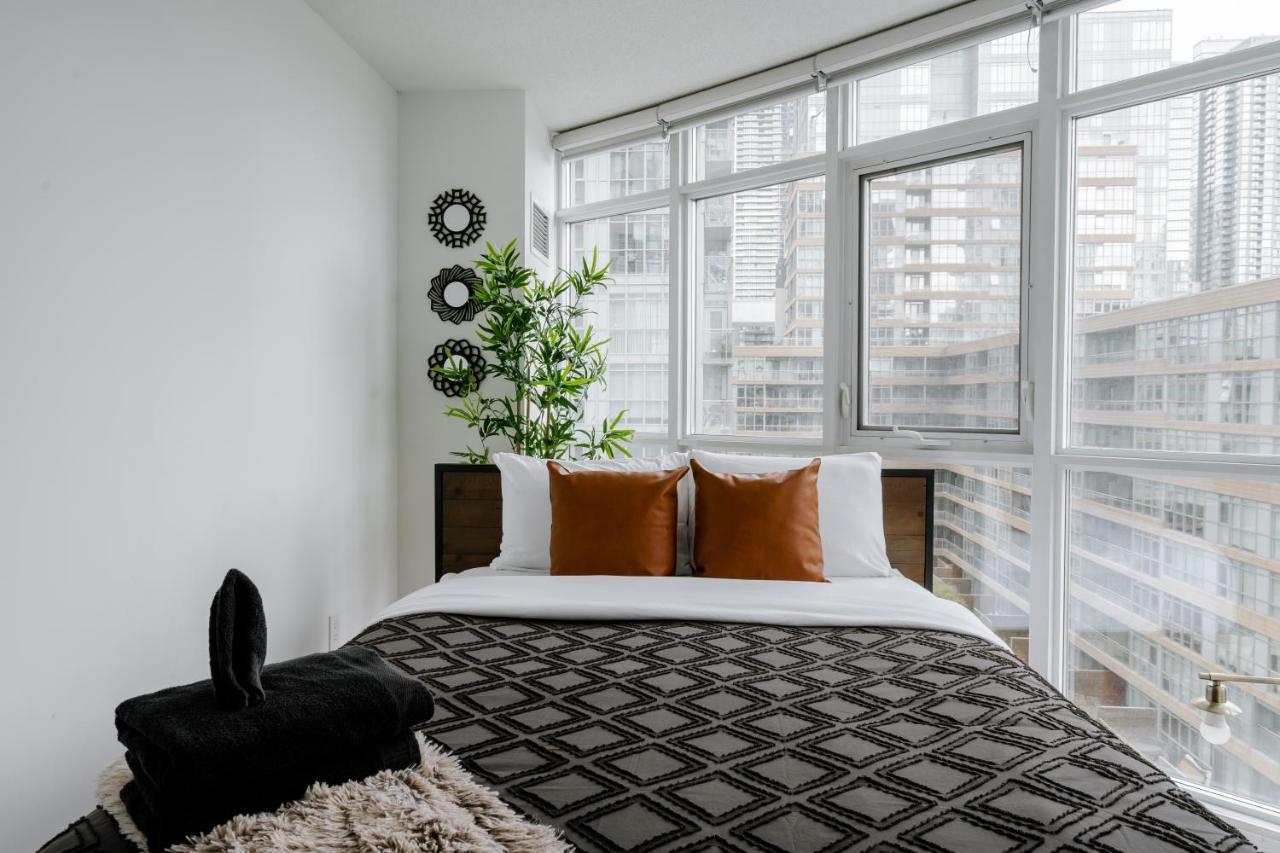 The Perfect Getaway Apartamento Toronto Exterior foto