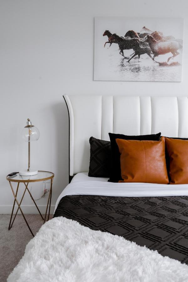 The Perfect Getaway Apartamento Toronto Exterior foto