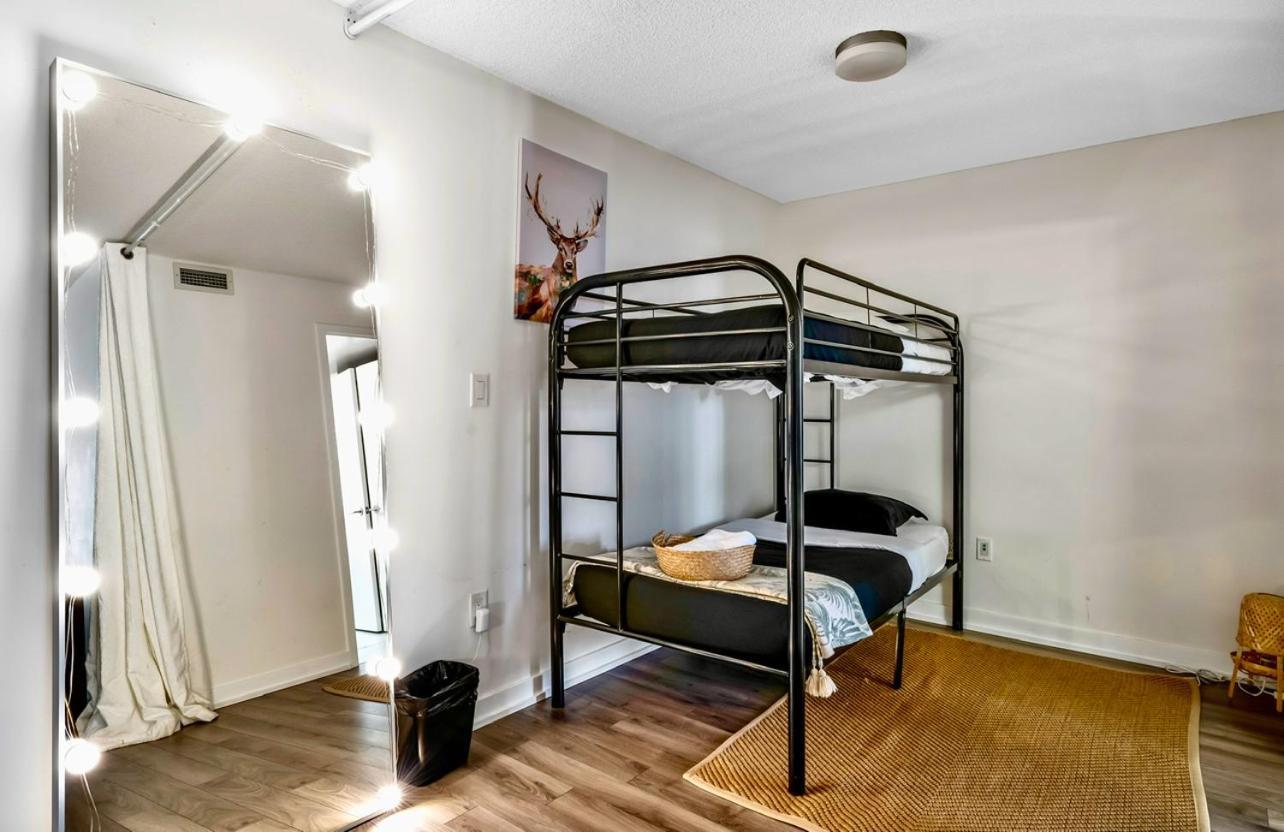 The Perfect Getaway Apartamento Toronto Exterior foto